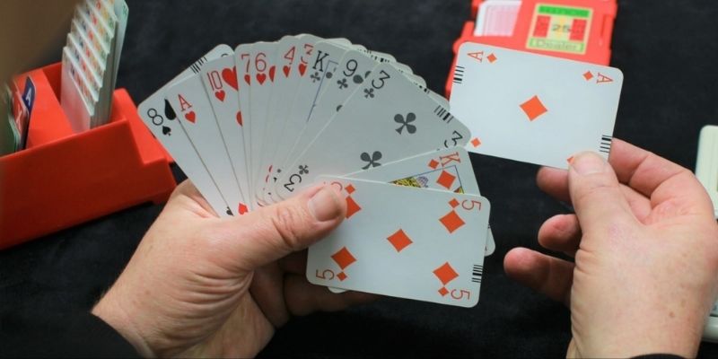 Tại sao chọn chơi Bridge tại 8XBET?